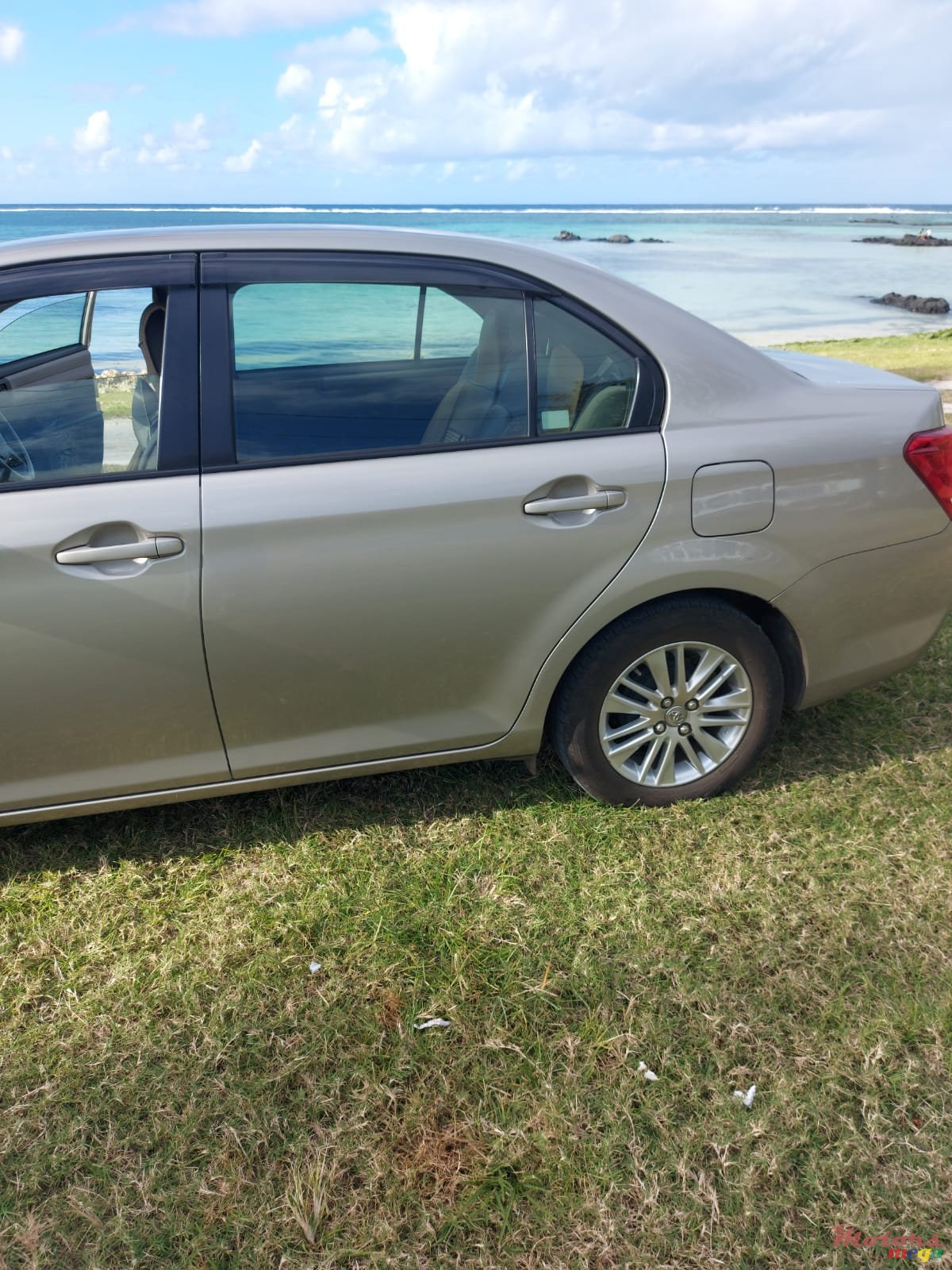 2013' Toyota Axio photo #2