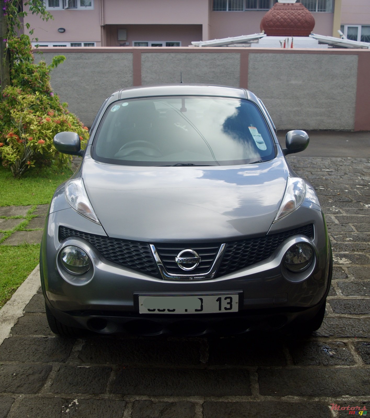 2013' Nissan Juke photo #1