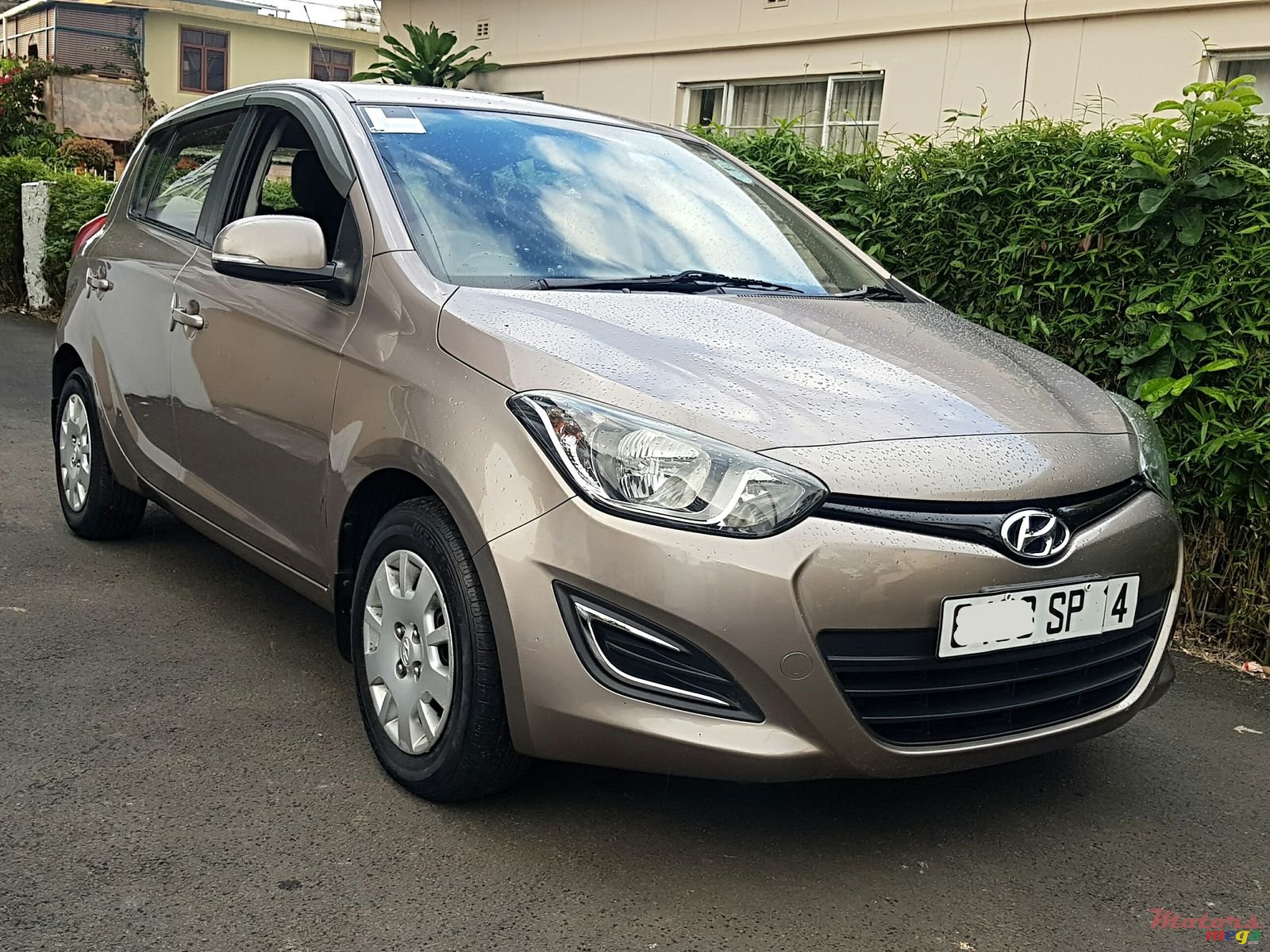 2014' Hyundai i20 photo #1