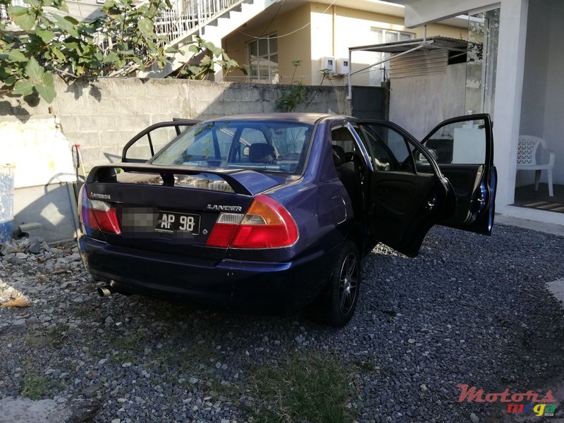 1998' Mitsubishi Lancer photo #3