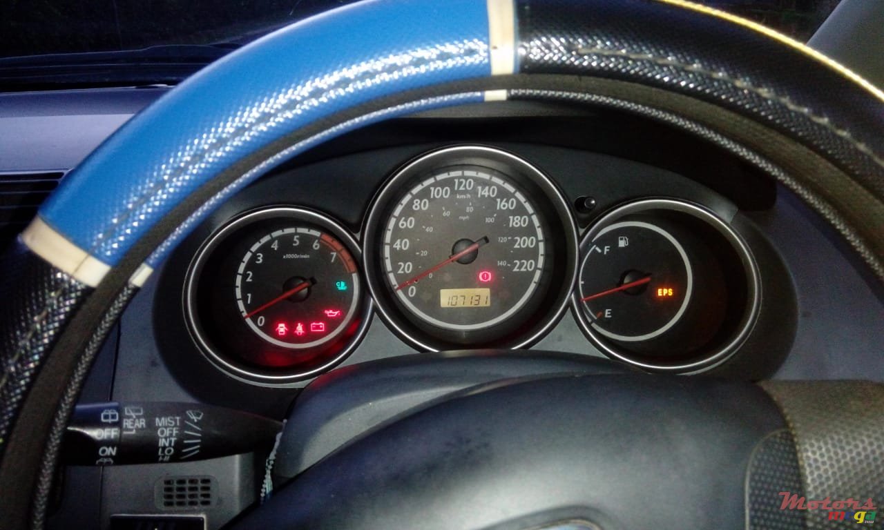 2005' Honda Jazz photo #4