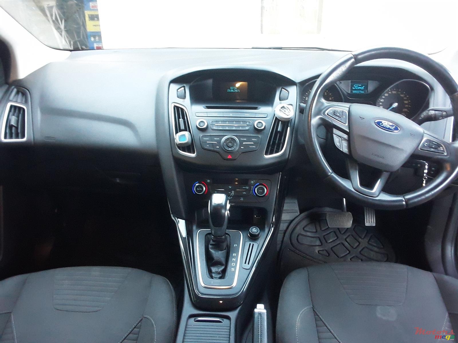 2016' Ford Focus photo #1