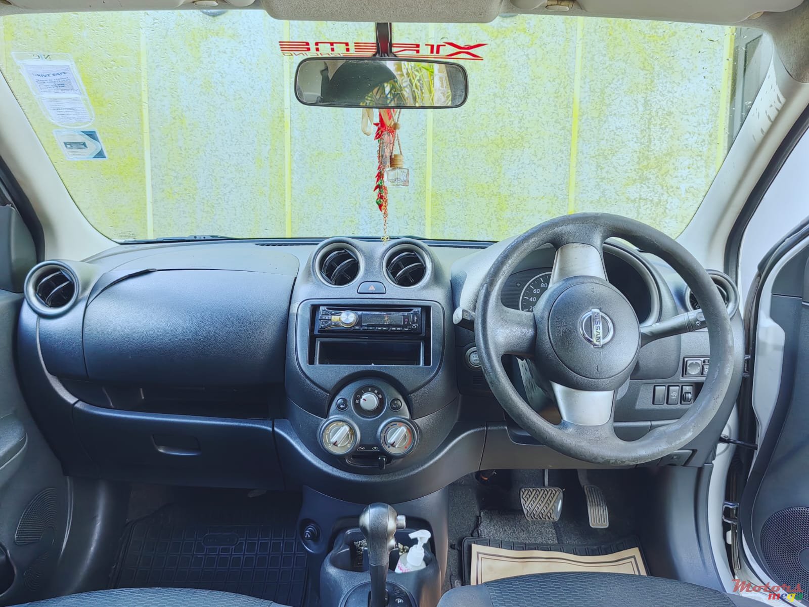 2011' Nissan March photo #4