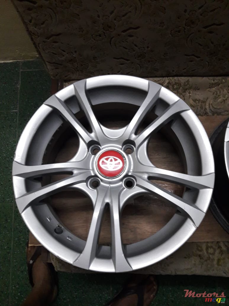 2018' Toyota photo #1