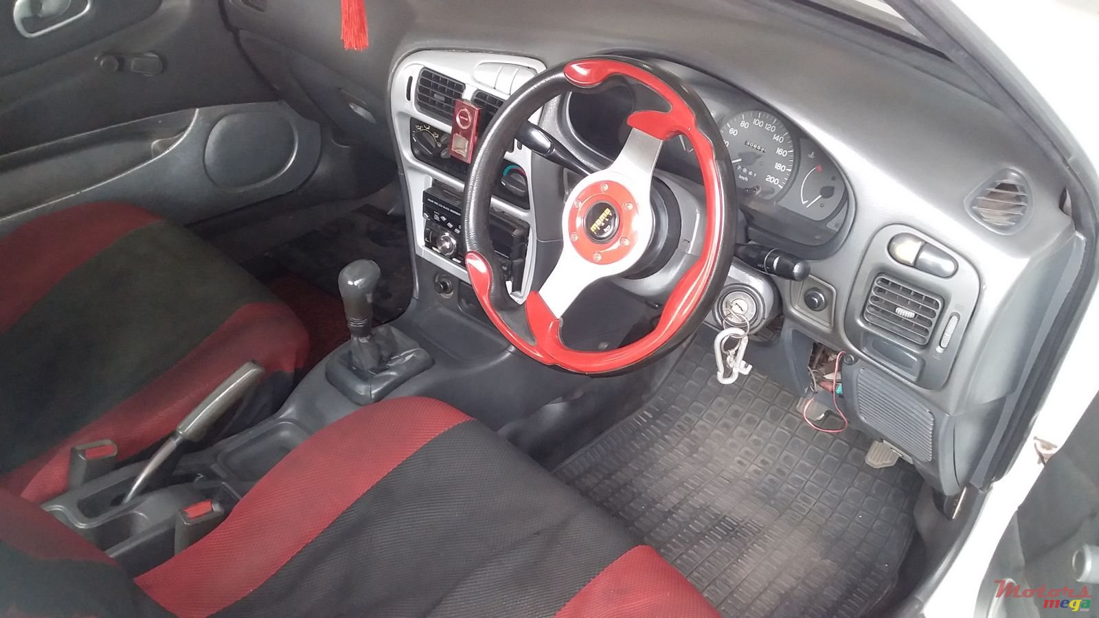 1992' Mitsubishi Lancer photo #2