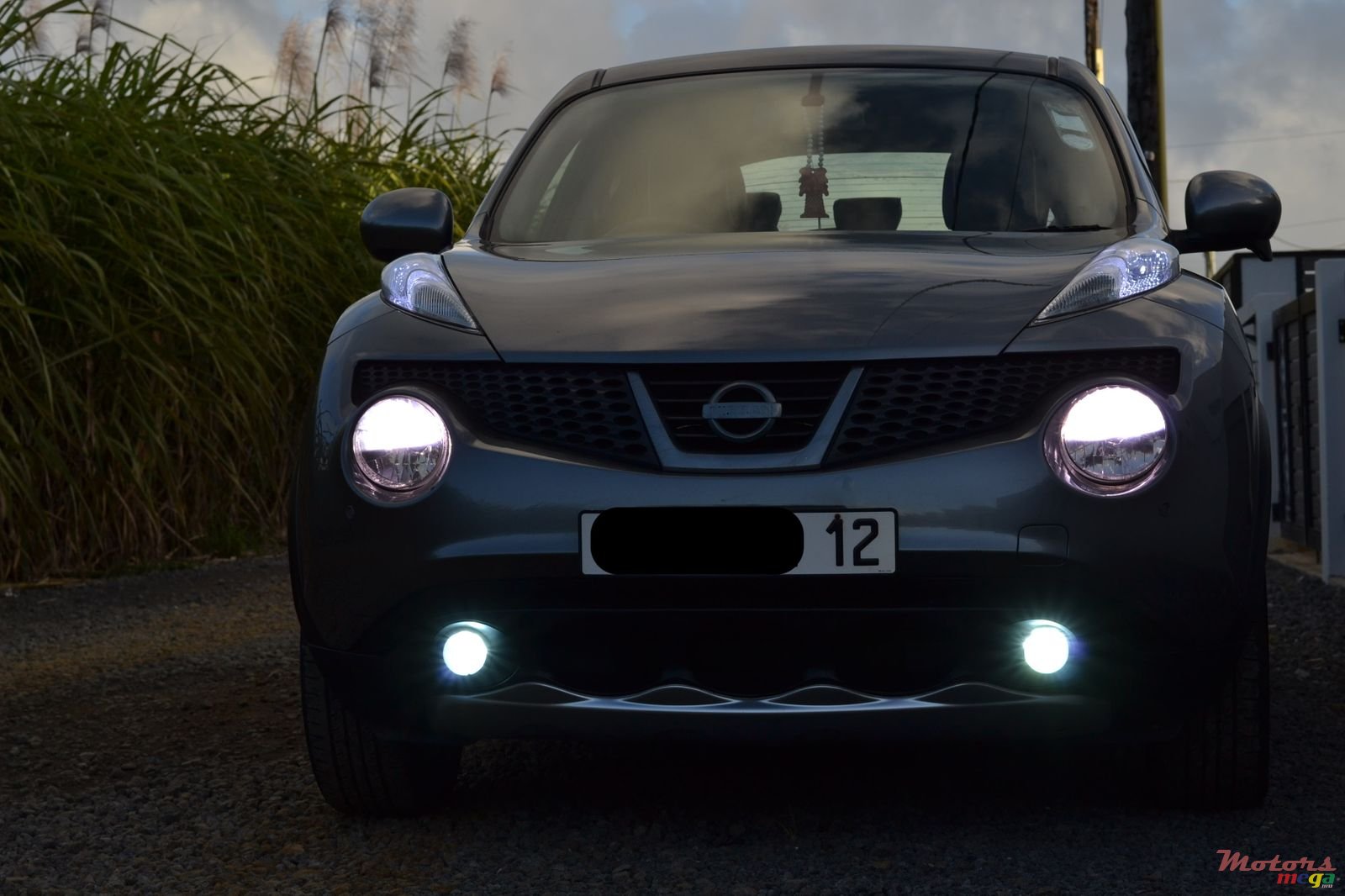 2012' Nissan Juke photo #1