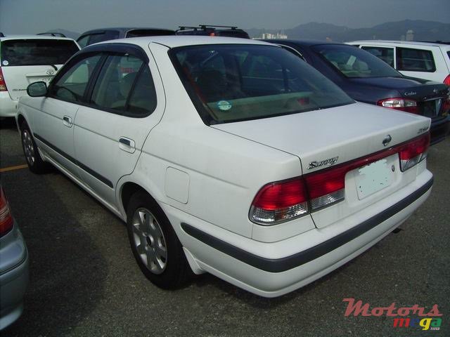 1996' Nissan Sunny photo #1