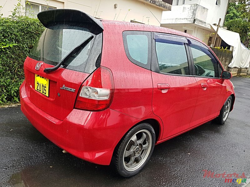 2005' Honda Jazz photo #3