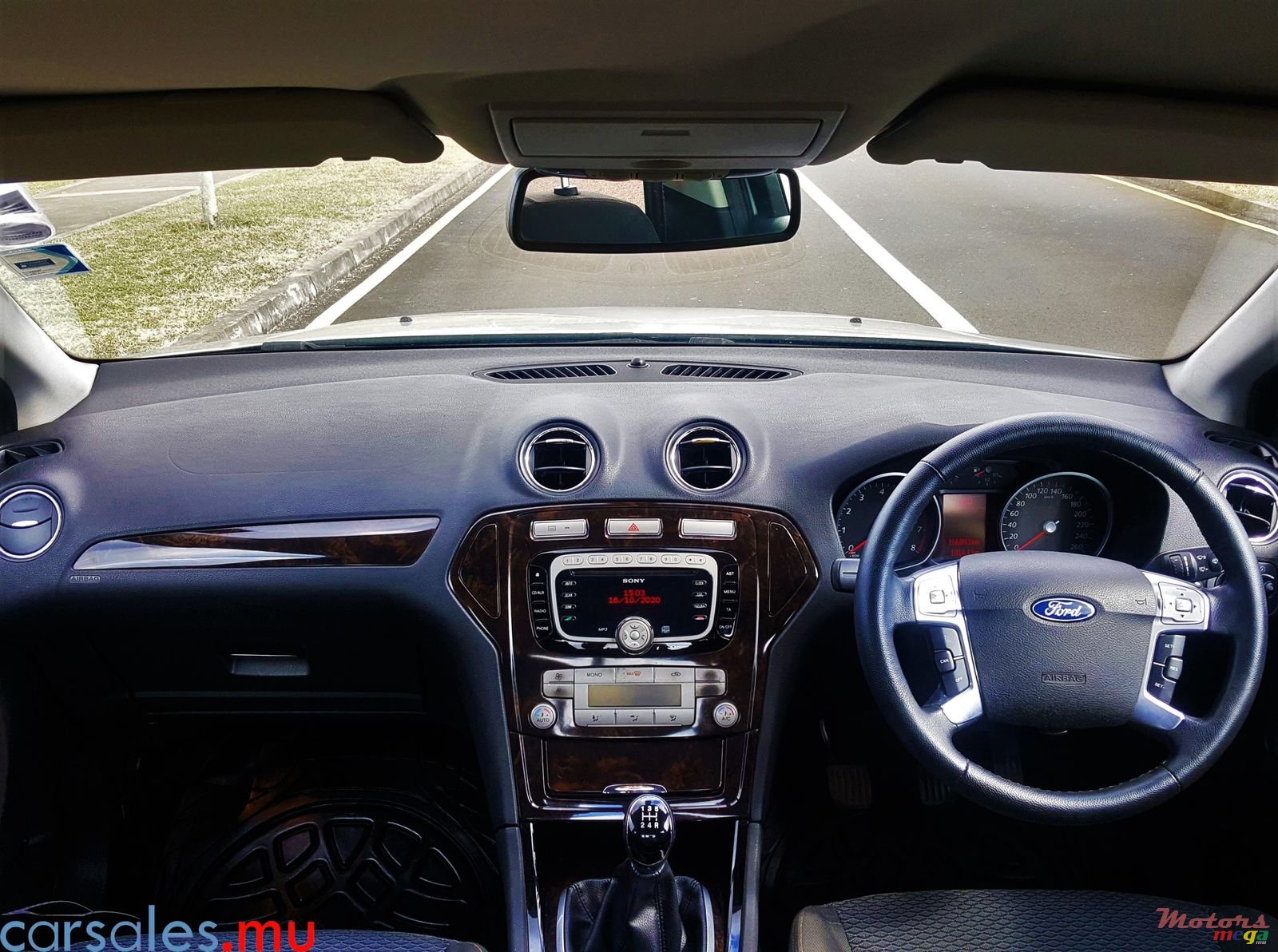 2010' Ford Mondeo 1.6 Ghia photo #6