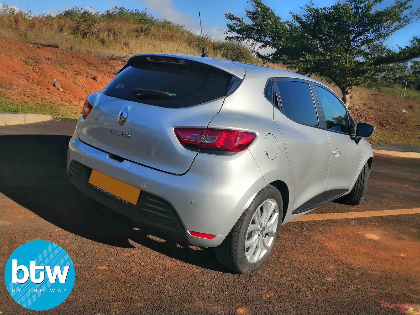 2017' Renault Clio photo #3