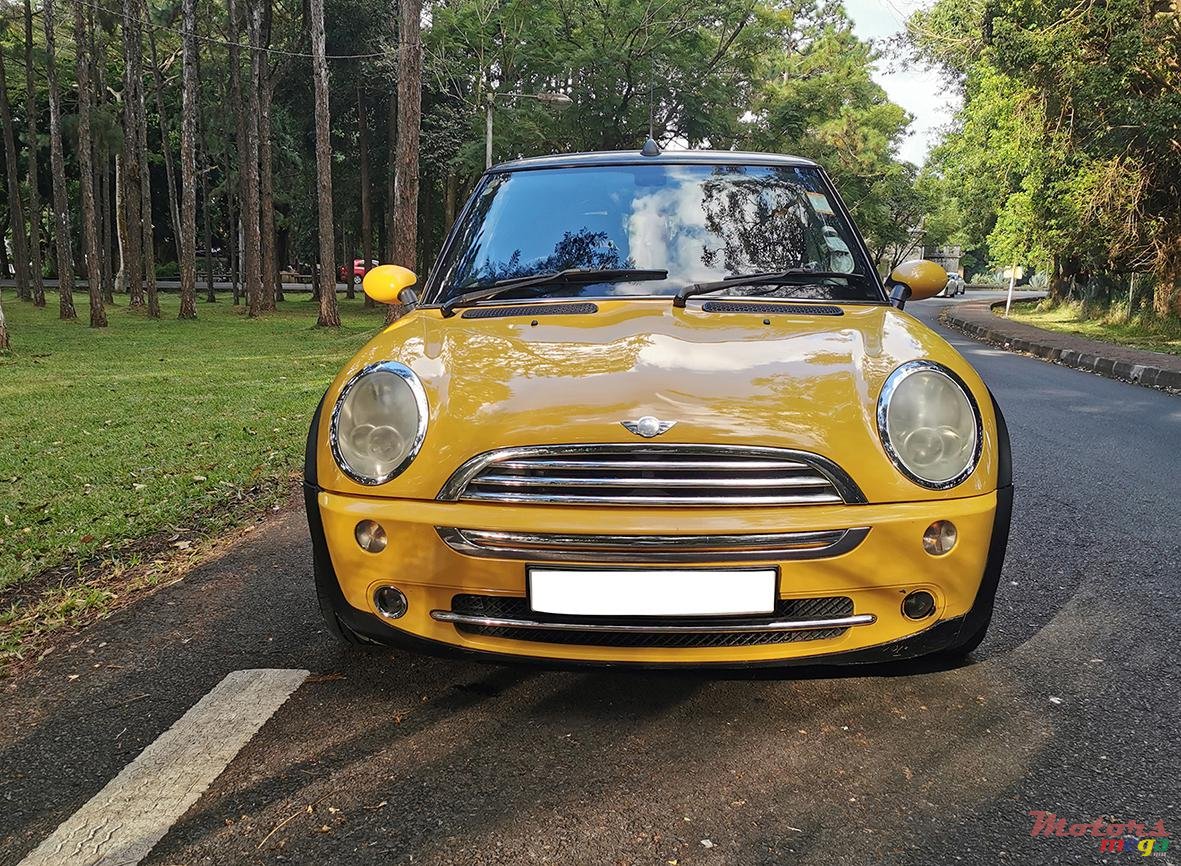 2008' MINI Cooper photo #1