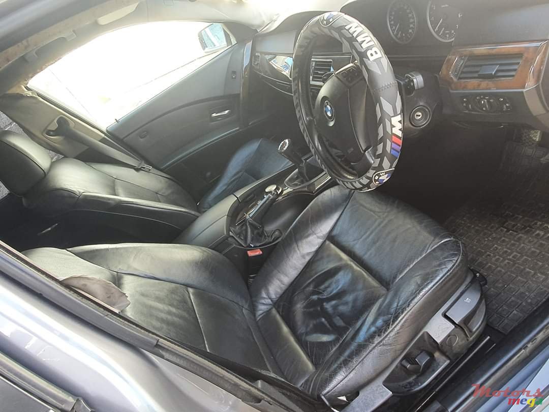 2004' BMW 520 photo #6