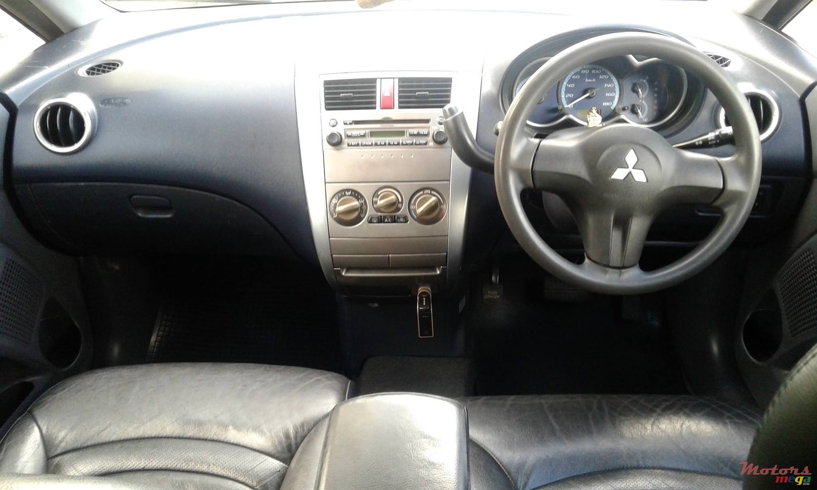 2004' Mitsubishi Colt 1.5 CVT [MIVEC] photo #5