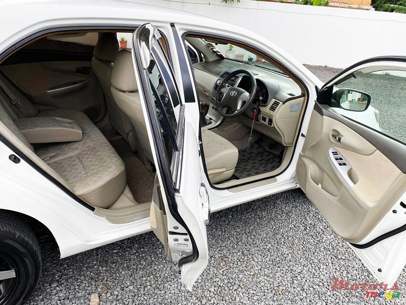 2009' Toyota Corolla Axio Manual 1.5L JAPAN photo #4