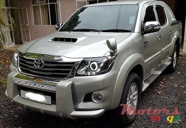 2012' Toyota Hilux VIGO 3.2L photo #1