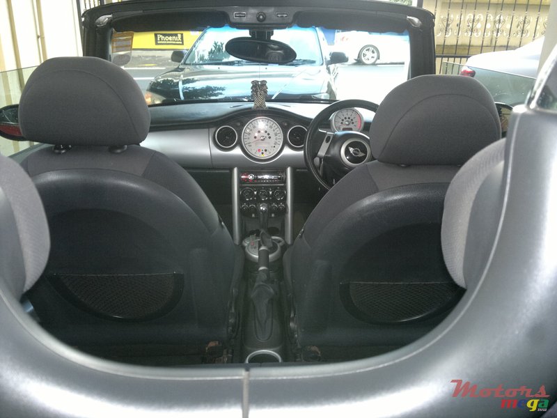 2007' MINI Cooper cabrio photo #4