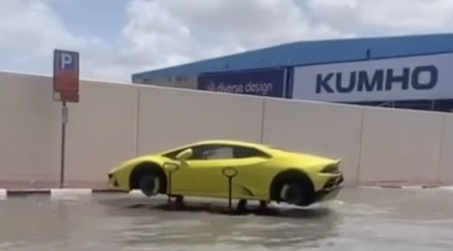 This Lambo Was Abandoned During a Flood, Everyone Thought the Wheels Got Stolen