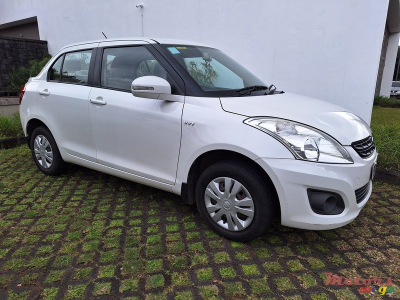 2014' Suzuki Swift Dzire photo #4