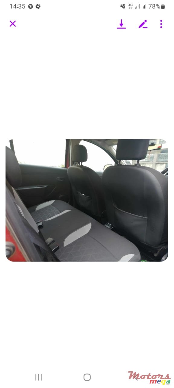 2015' Renault photo #5