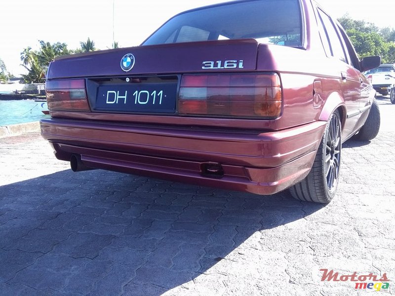 1989' BMW 3 Series E30 photo #2