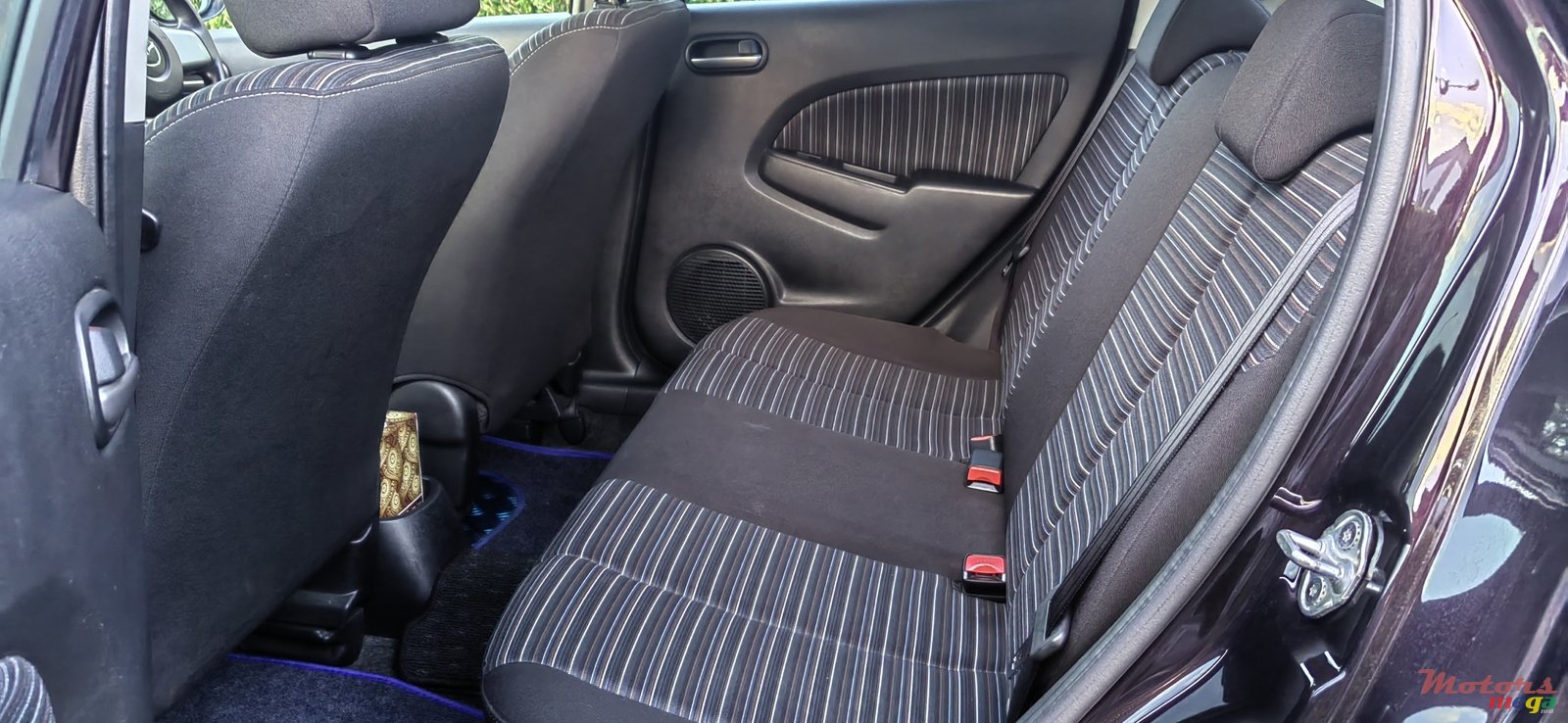 2010' Mazda Demio photo #6