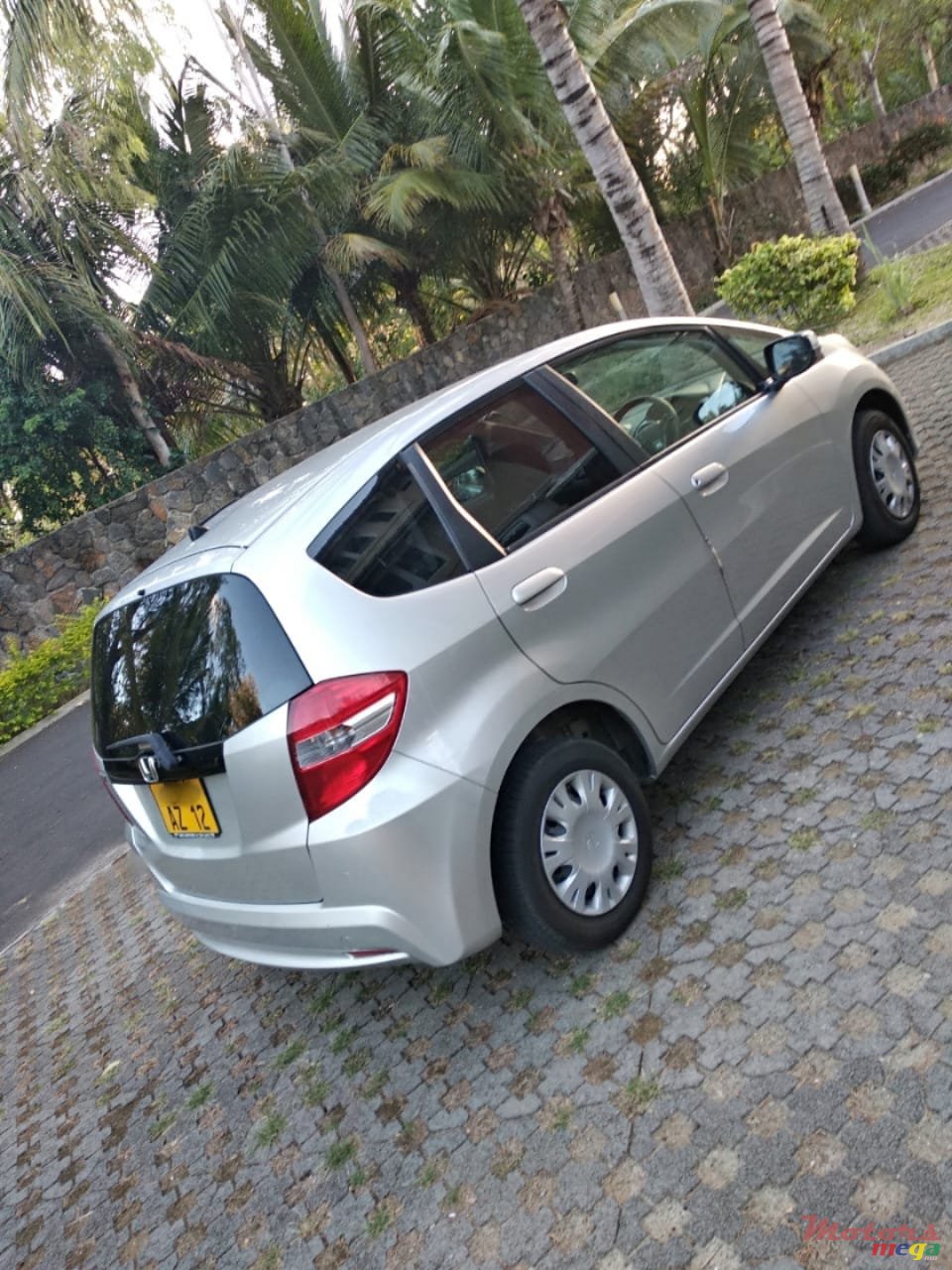 2012' Honda Fit photo #2