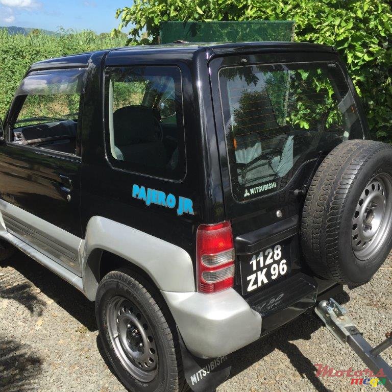 1996' Mitsubishi Pajero Junior ZR-II photo #3