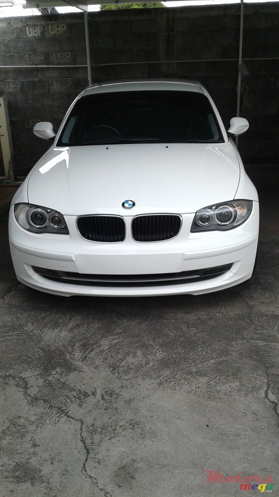 2010' BMW 116 i photo #1