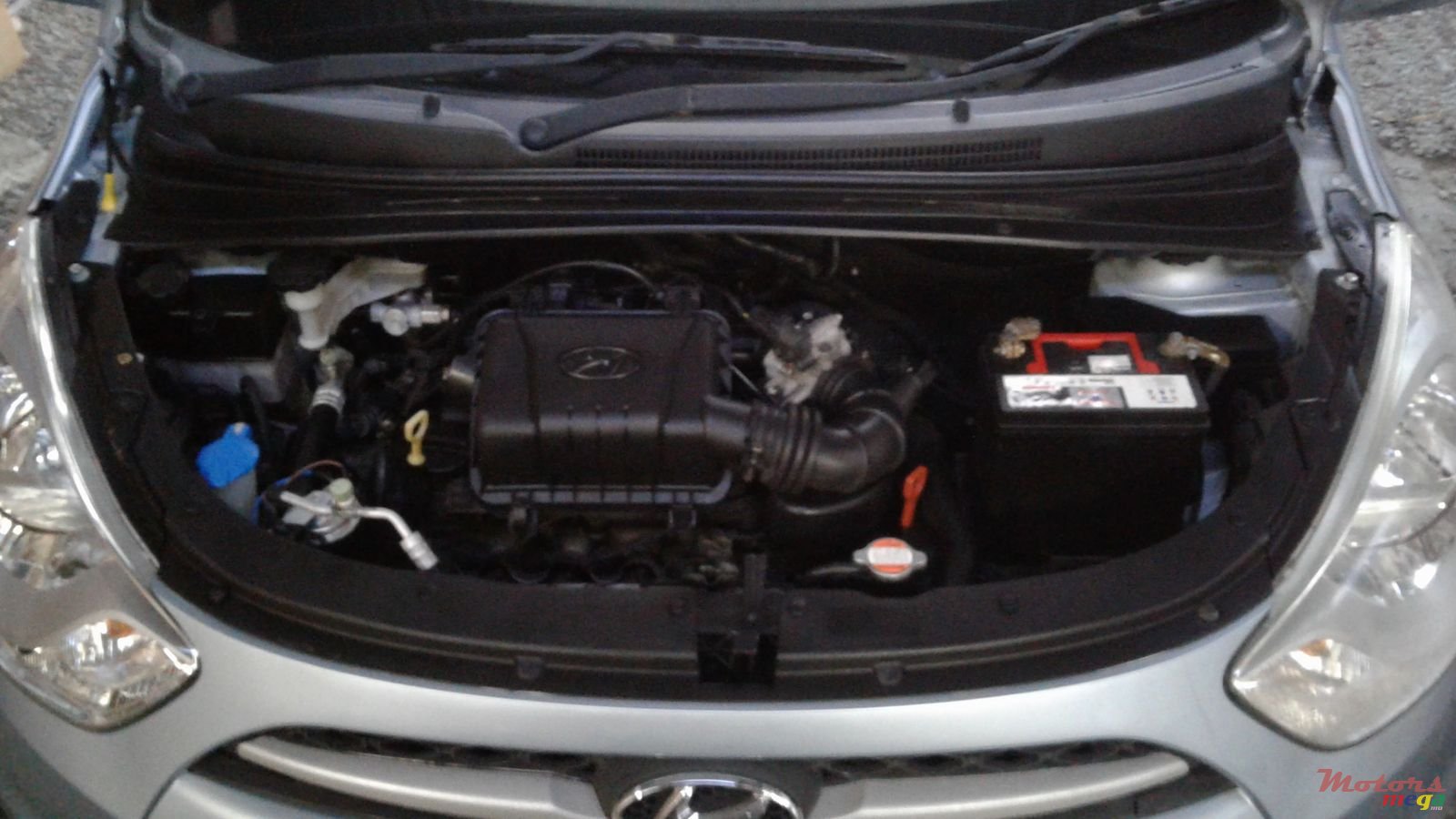 2012' Hyundai i10 photo #3