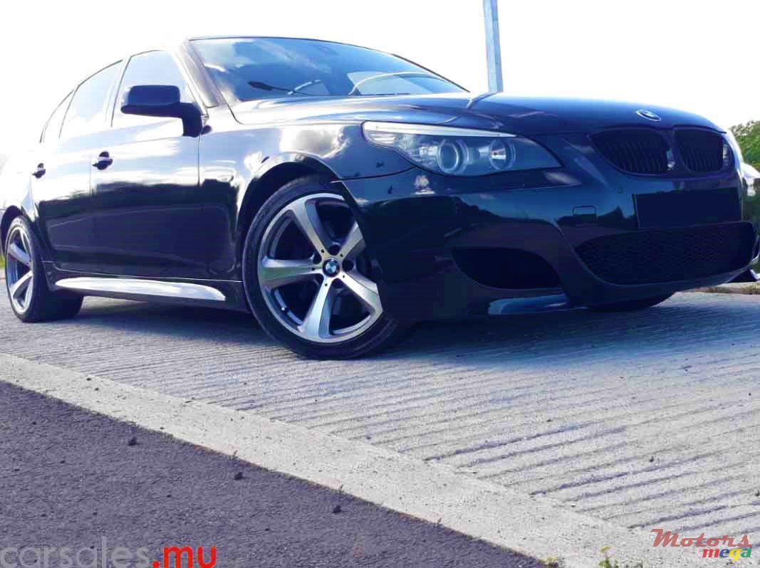 2007' BMW 540 i M Sport photo #1