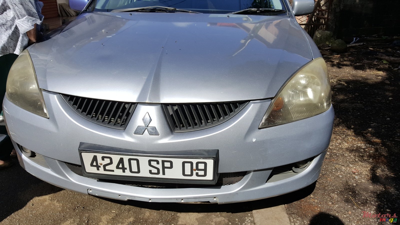 2009' Mitsubishi Lancer photo #3