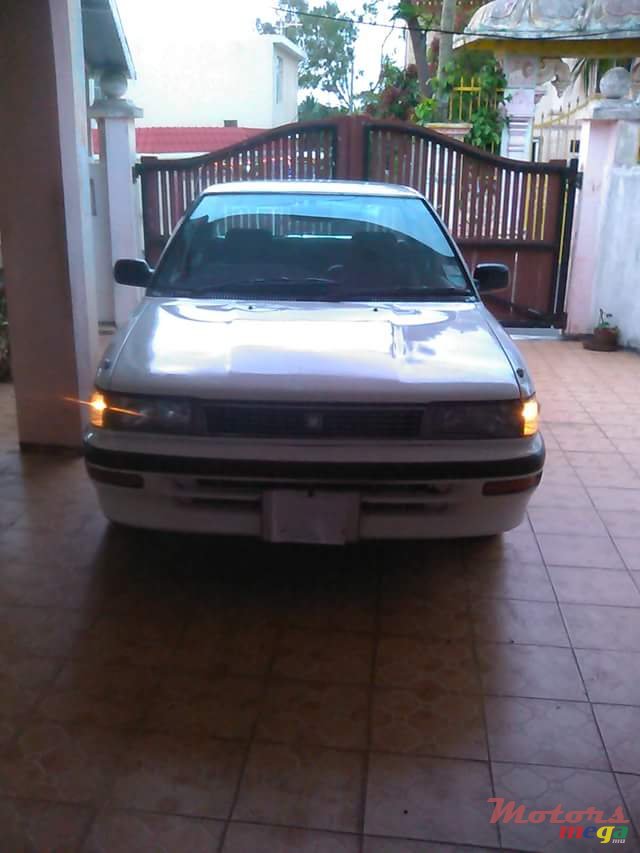 1989' Toyota Corolla ee90 photo #1