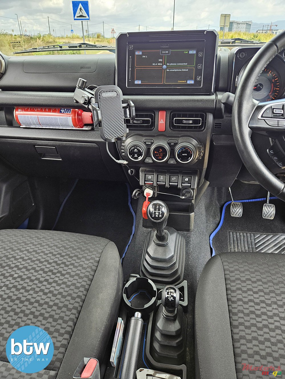 2022' Suzuki Jimny photo #6