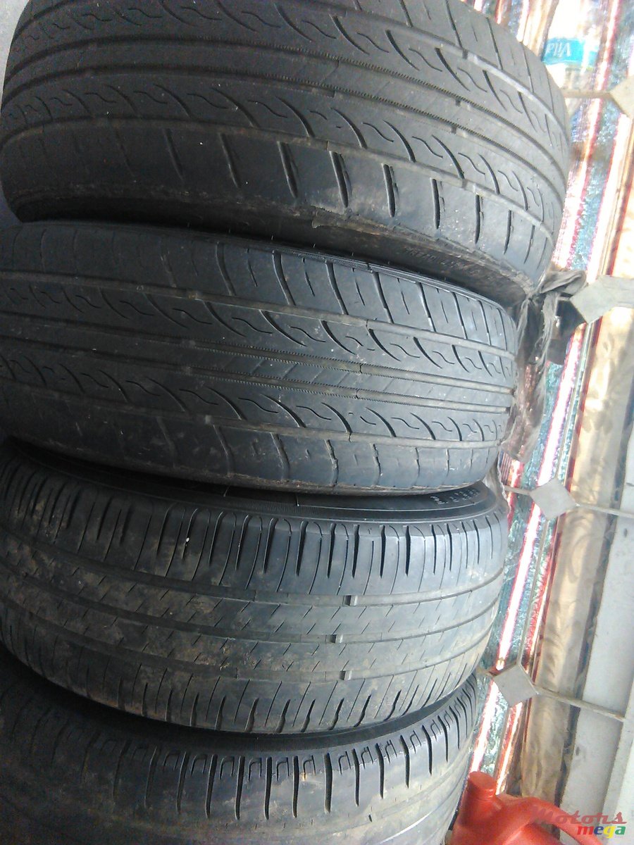 2016' Lamborghini photo #3