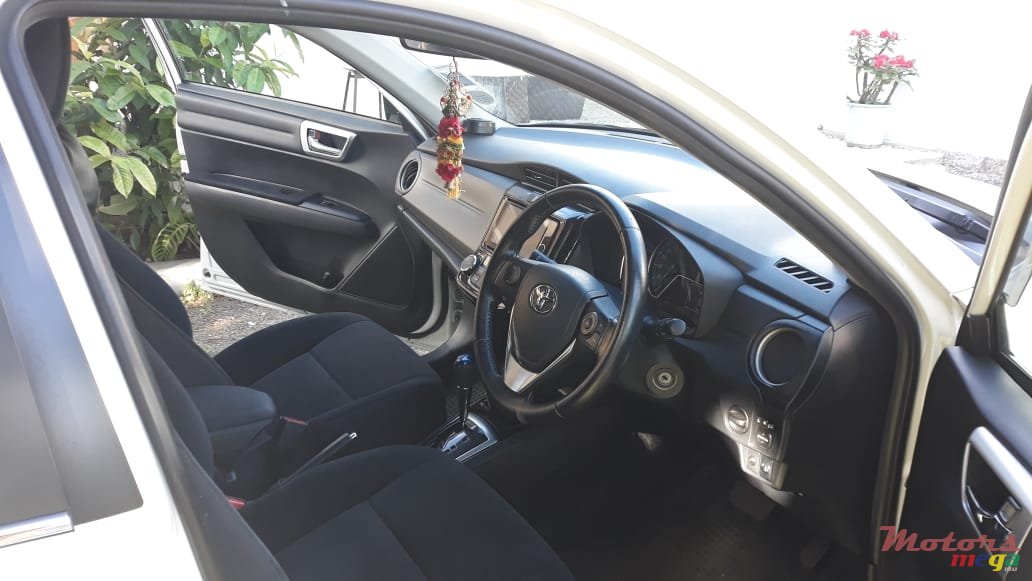 2013' Toyota Axio photo #5