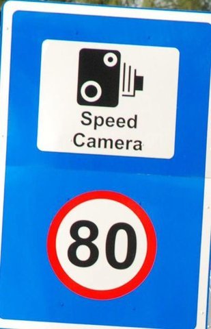 Speed Cameras: 8 748 Automobilistes Flashés Depuis le Permis à Points