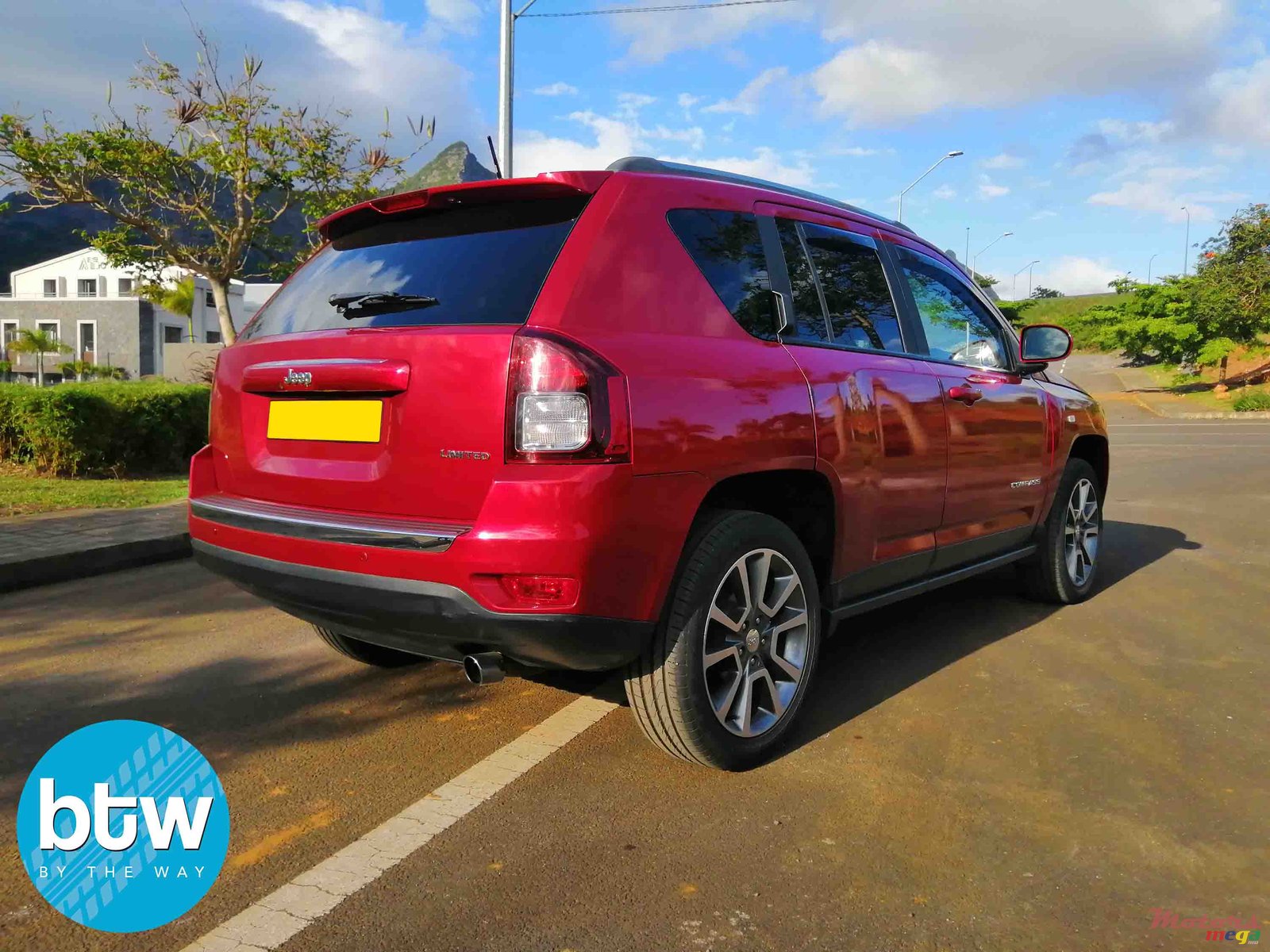 2015' Jeep Compass photo #3