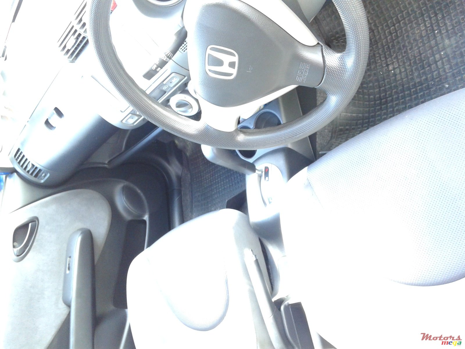 2006' Honda Fit photo #4