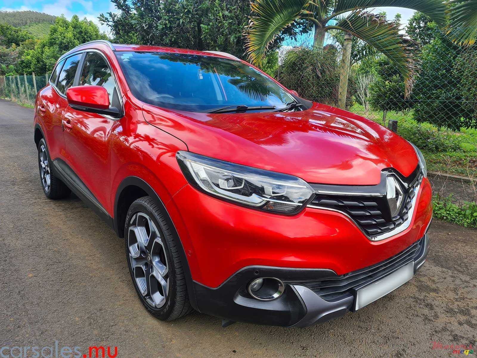 2016' Renault Kadjar 1.2 TCe photo #1