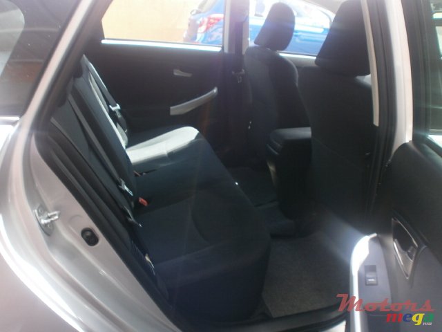 2013' Toyota Prius Plug-in Hybrid Hybrid photo #5