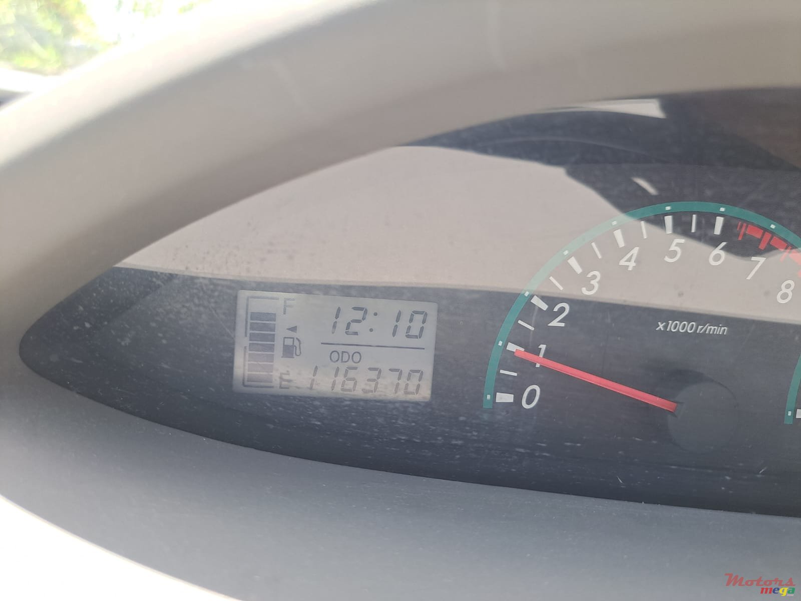 2009' Toyota Belta photo #2