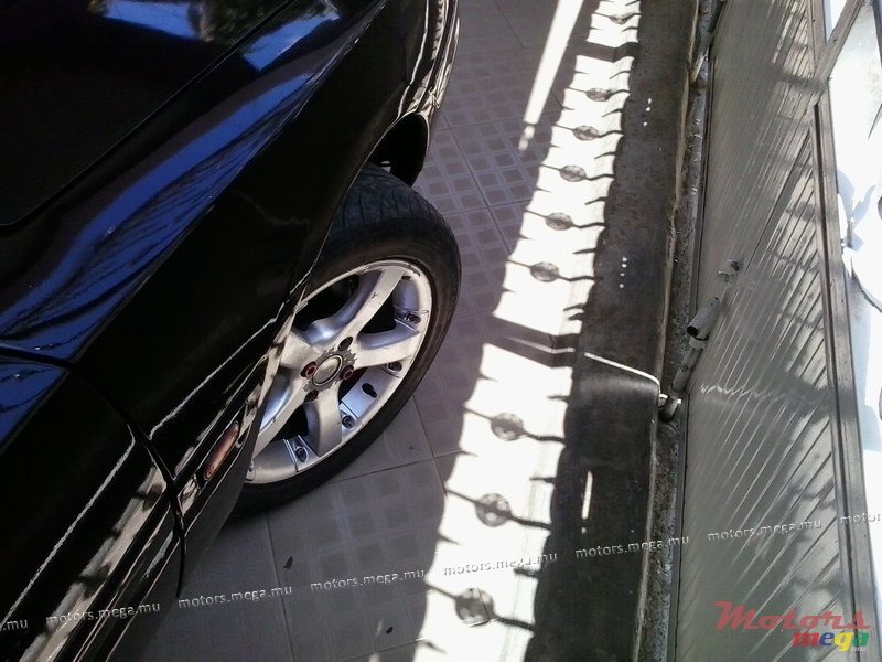 1992' Mazda photo #3