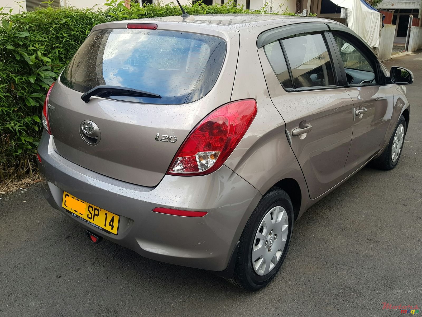 2014' Hyundai i20 photo #3