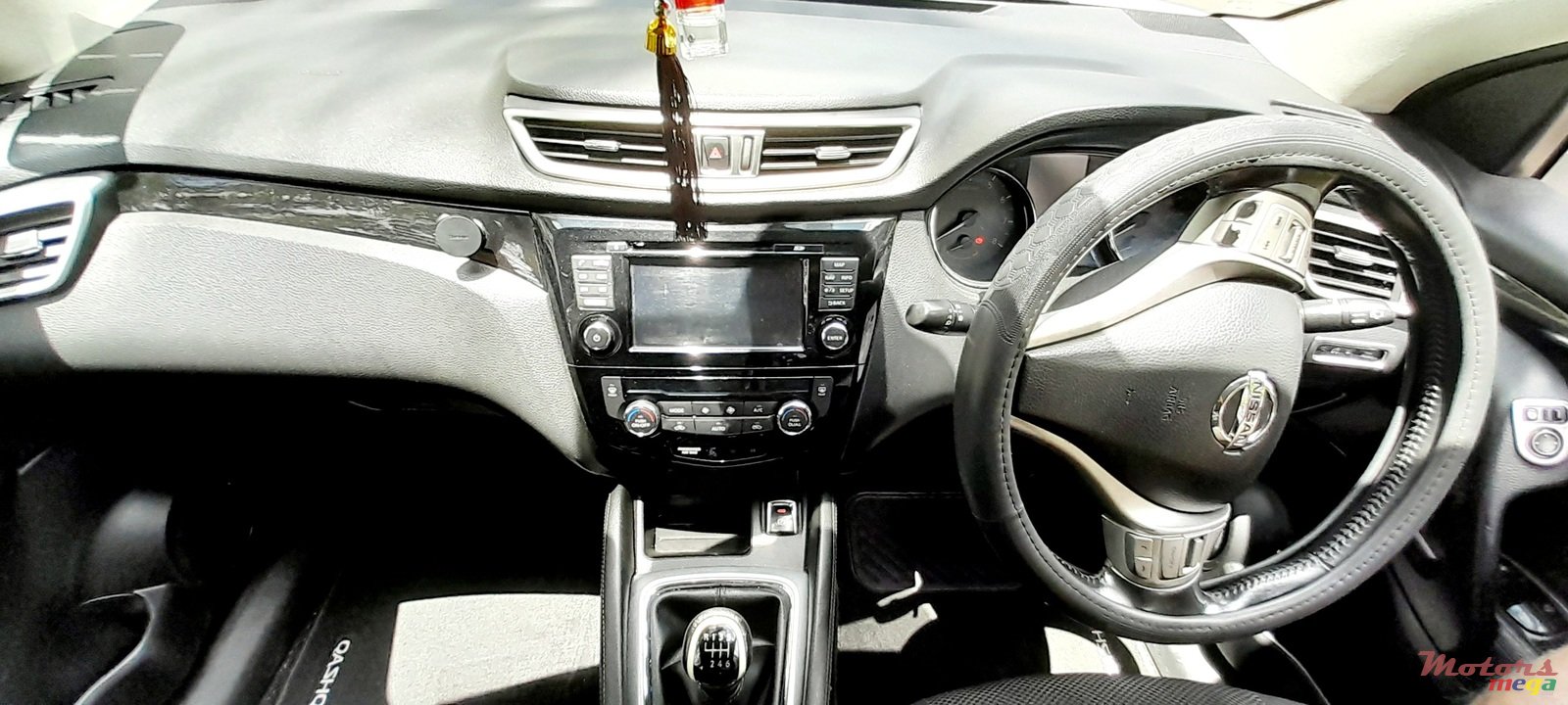 2015' Nissan Qashqai Acenta photo #4