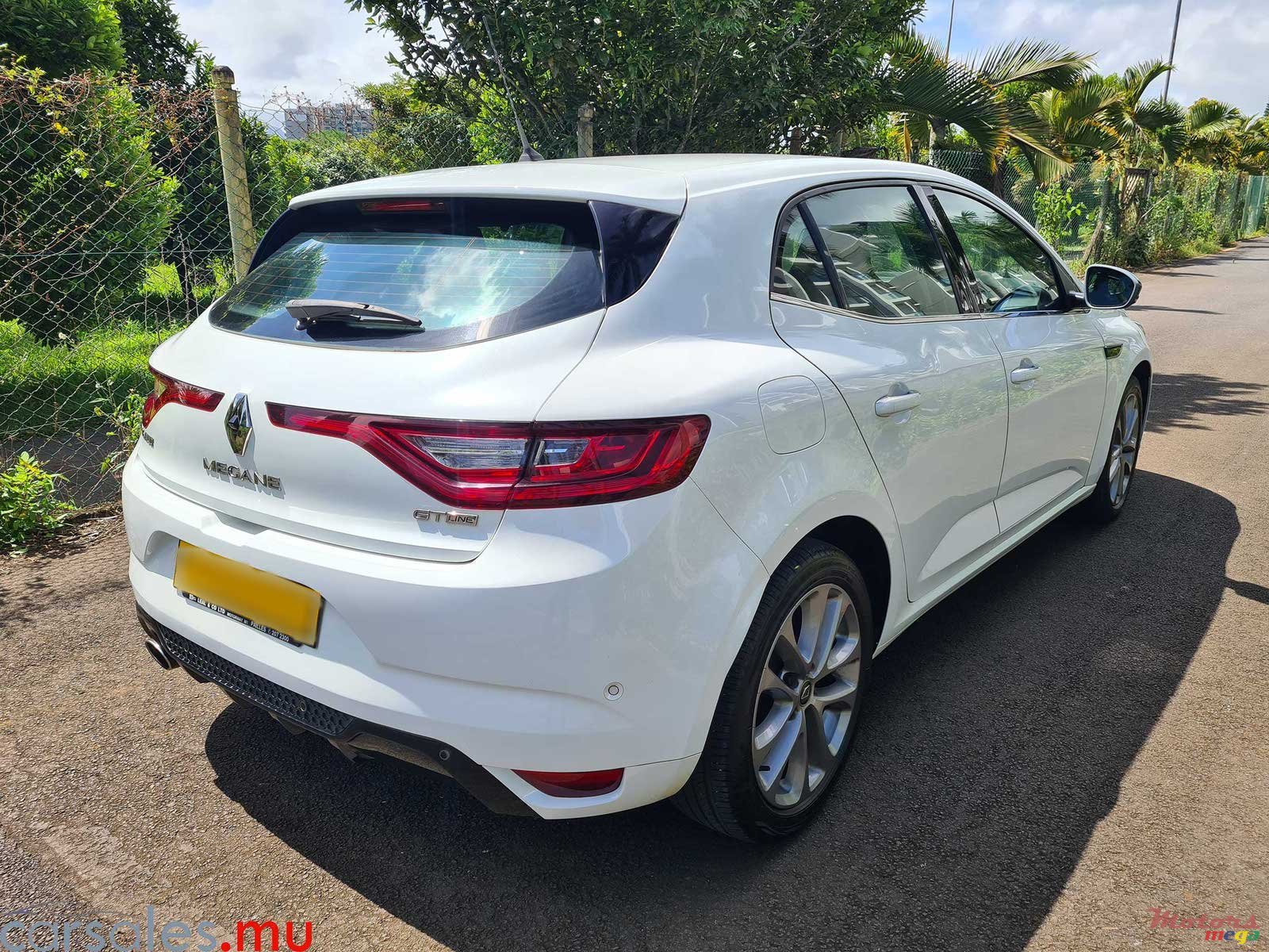 2019' Renault Megane 1.2 GT Line photo #3