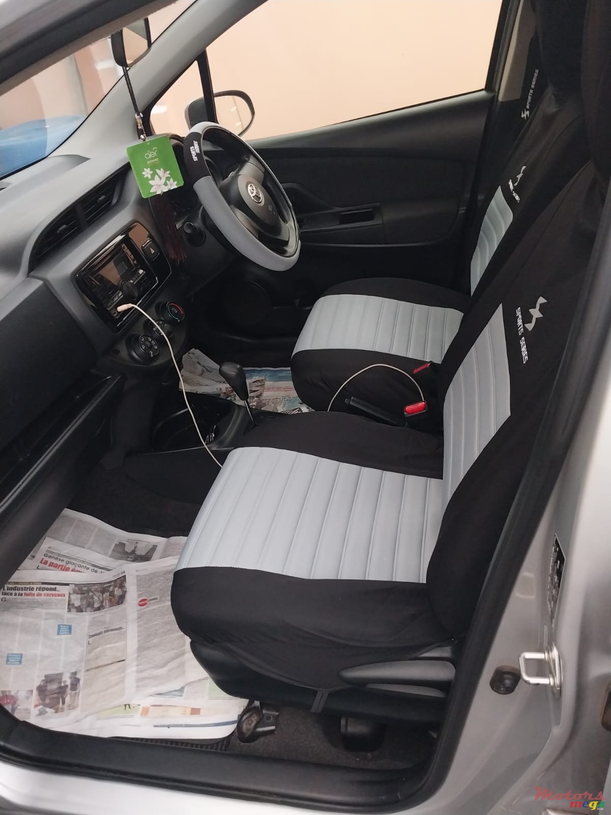 2020' Toyota Vitz photo #5