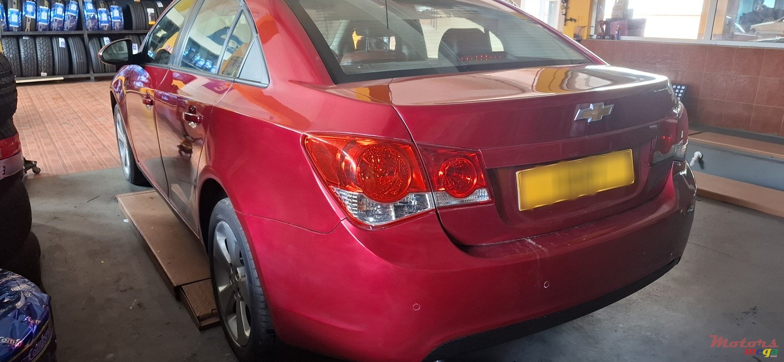 2012' Chevrolet Cruze photo #4