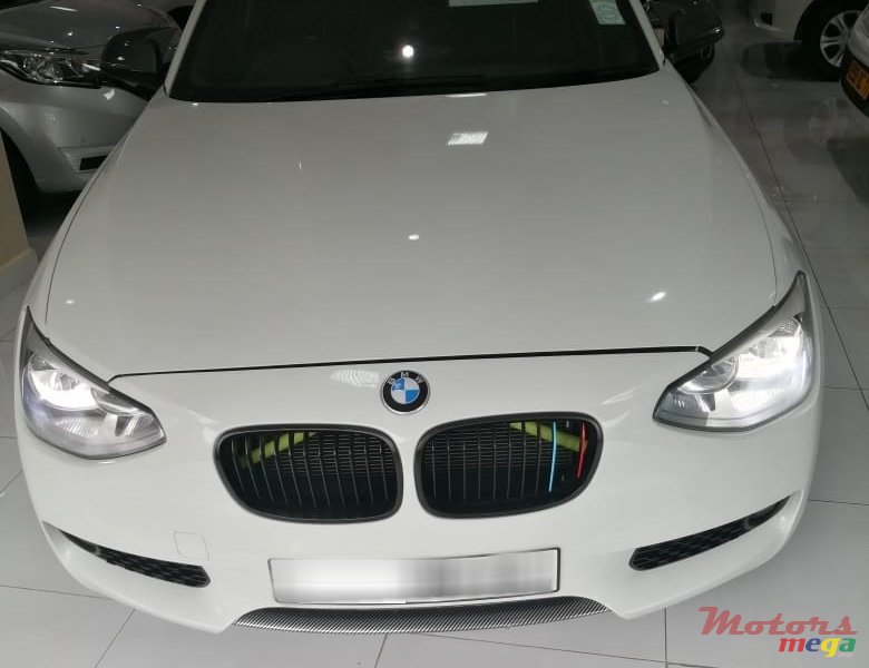 2012' BMW 116 i photo #1