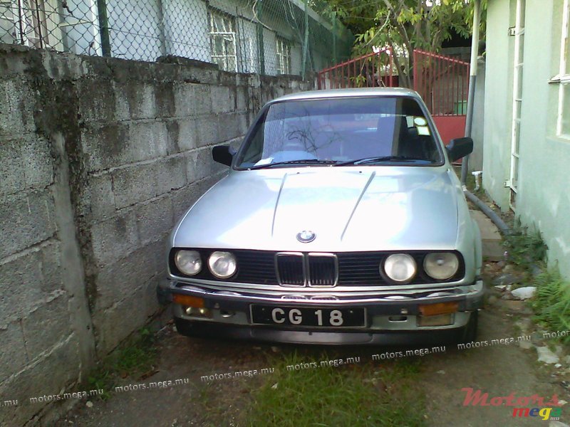 1986' BMW 3 Series Sedan e30 photo #1