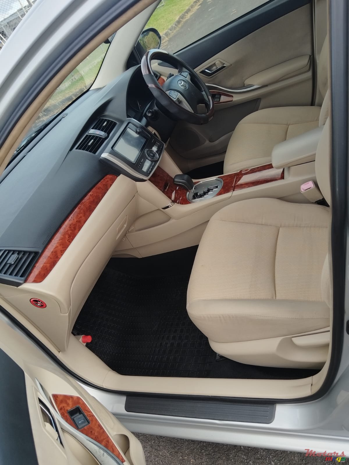 2015' Toyota Premio Limited F edition 1500cc photo #4